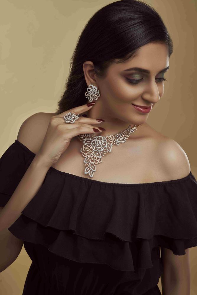 best bridal jewellery set- Diamond Necklace Set