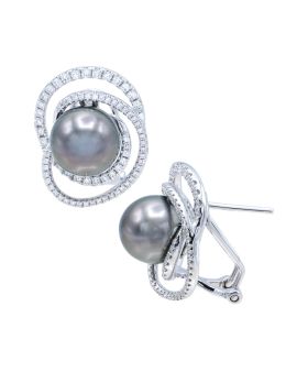 Diamond and Pearl Earrings in 18K Gold_C14840