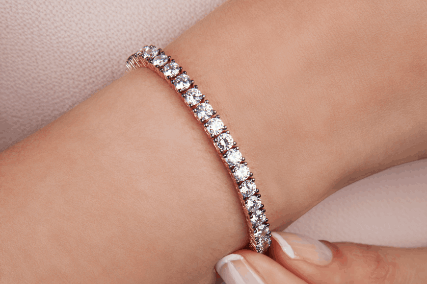 Ideal Occasion For Wearing The Diamond Tennis Bracelet